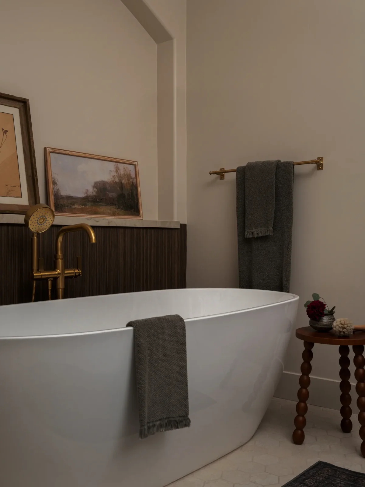 The soaking tub — Bay Ho